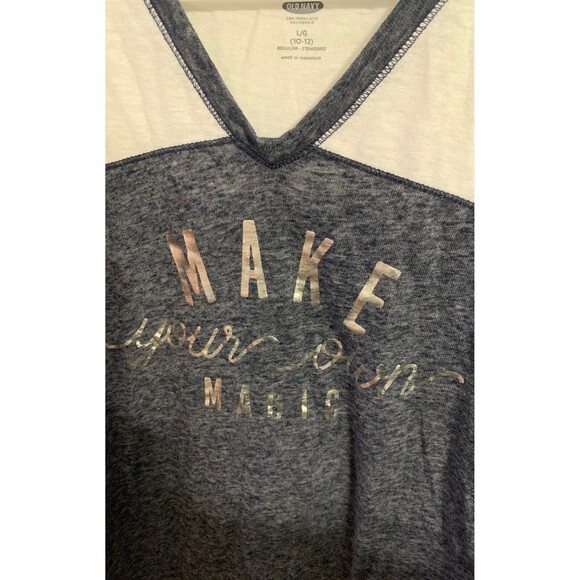 Old Navy Shirt. Size L (10-12) - Picture 2 of 4